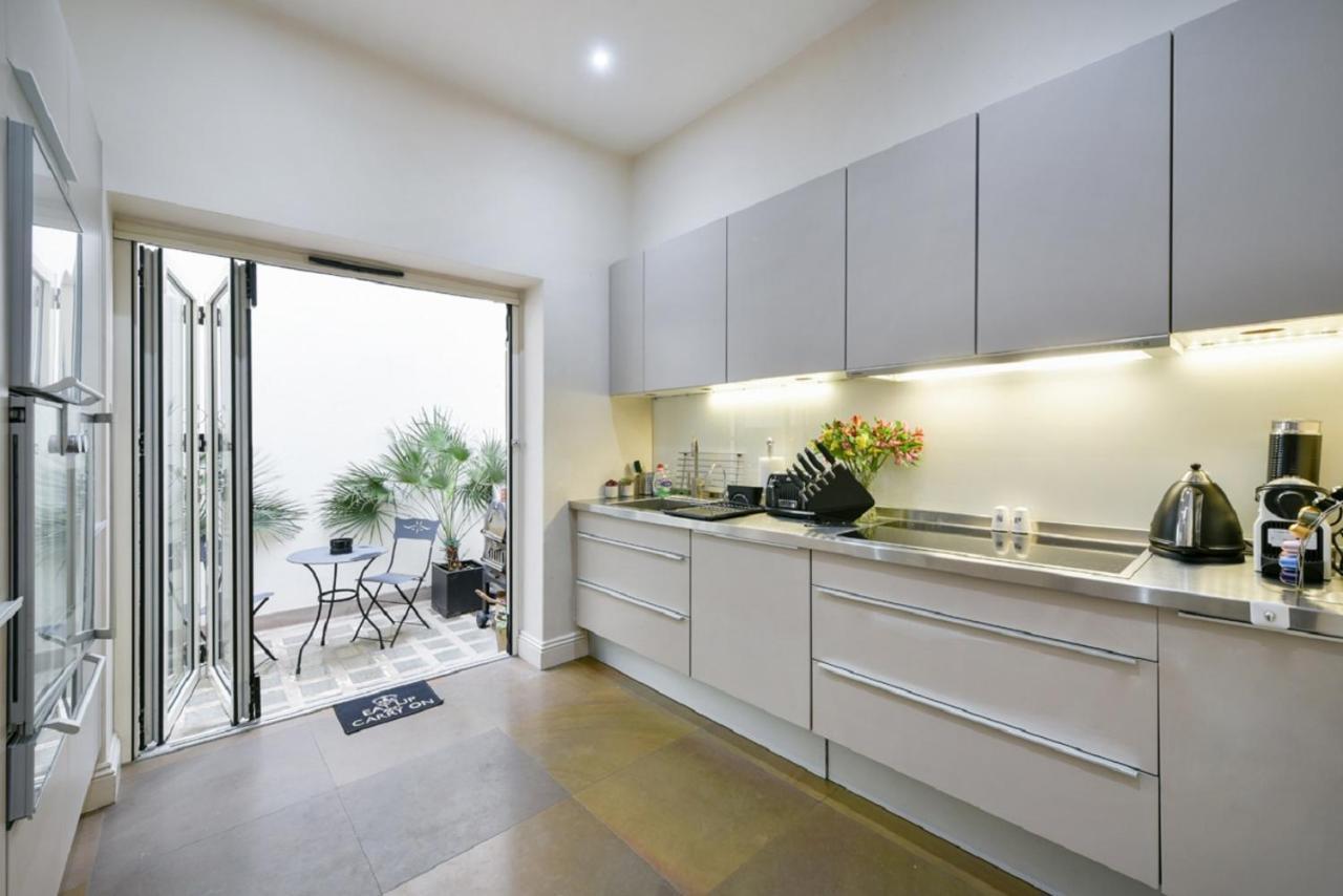 Central London Mews House 외부 사진